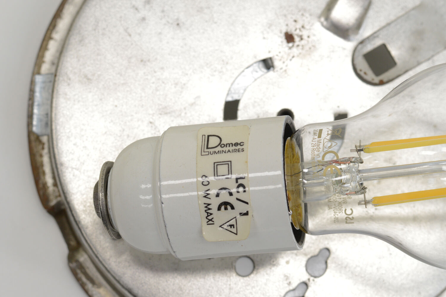 Lampe de table Egg par Domec Luminaires France années80