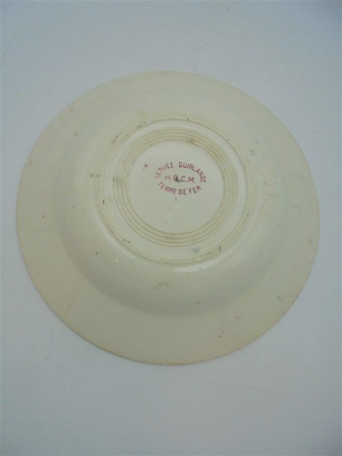 Series of 6 hollow plates