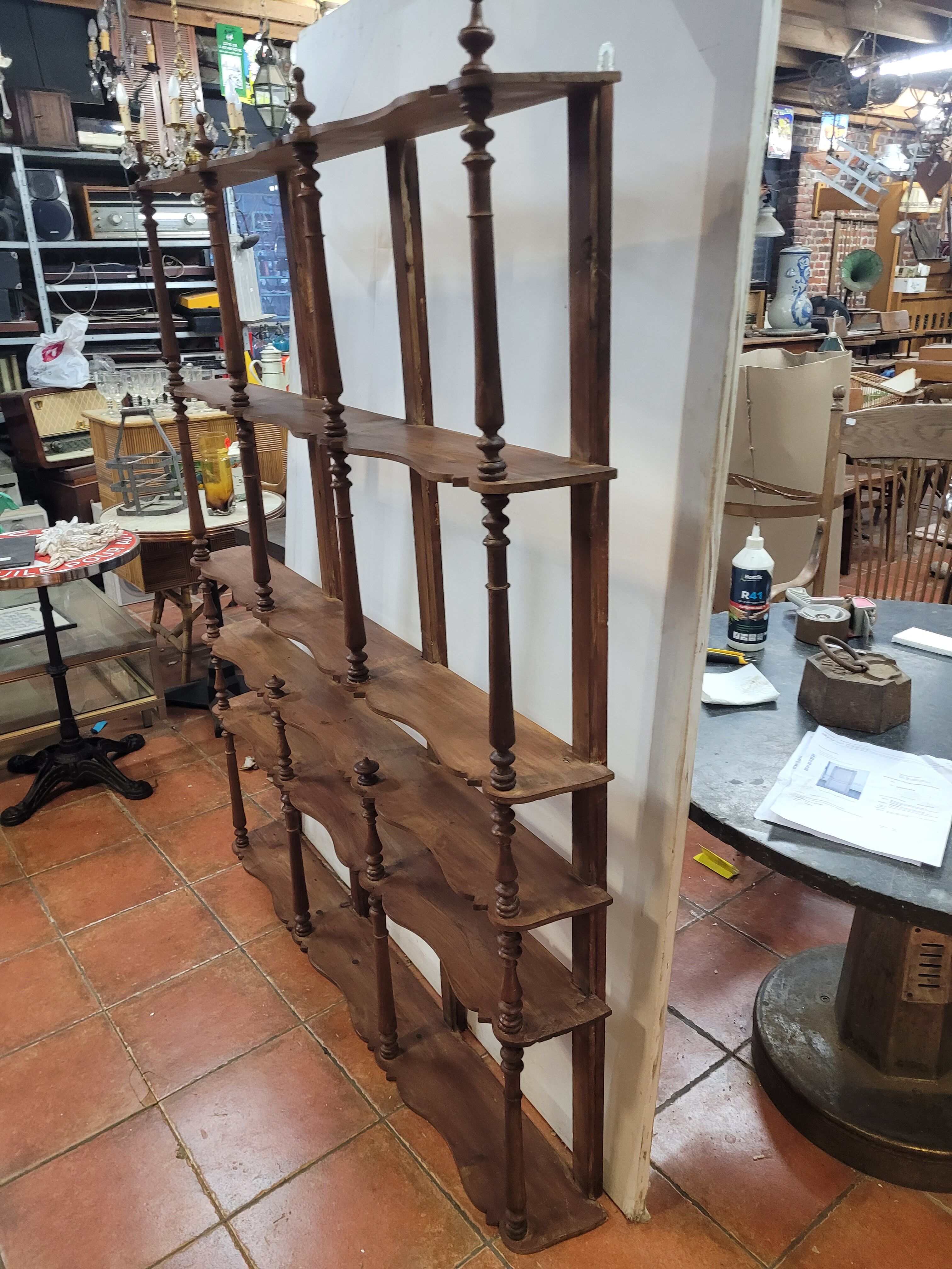 Old bar rear glass maker