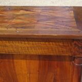 Buffet Empire, plateau en losanges, marqueterie de bois
