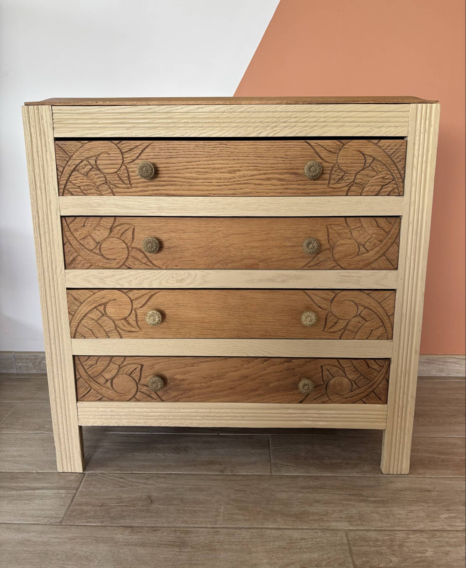 Art Deco style commode