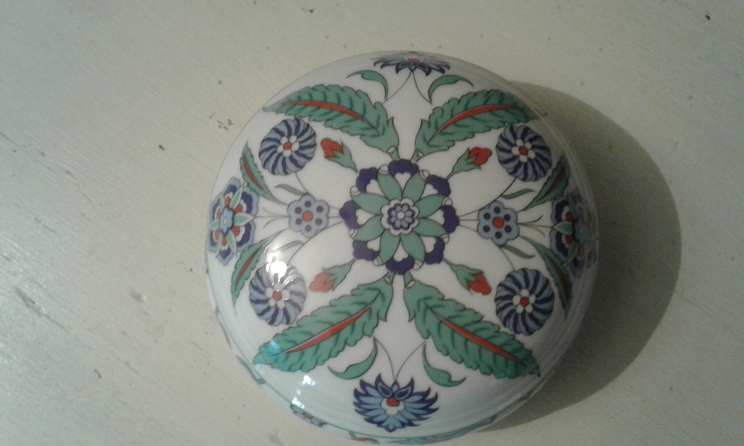 Candy box porcelain Limoges, model "Persian Art"