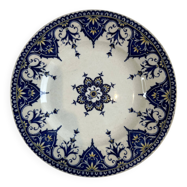 Grande assiette plate terre de fer Sarreguemines Cluny