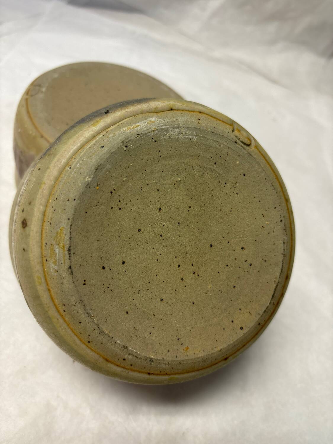 Set of 2 stoneware bowls