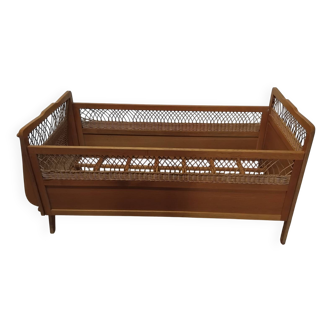 Vintage Rattan Baby Bed