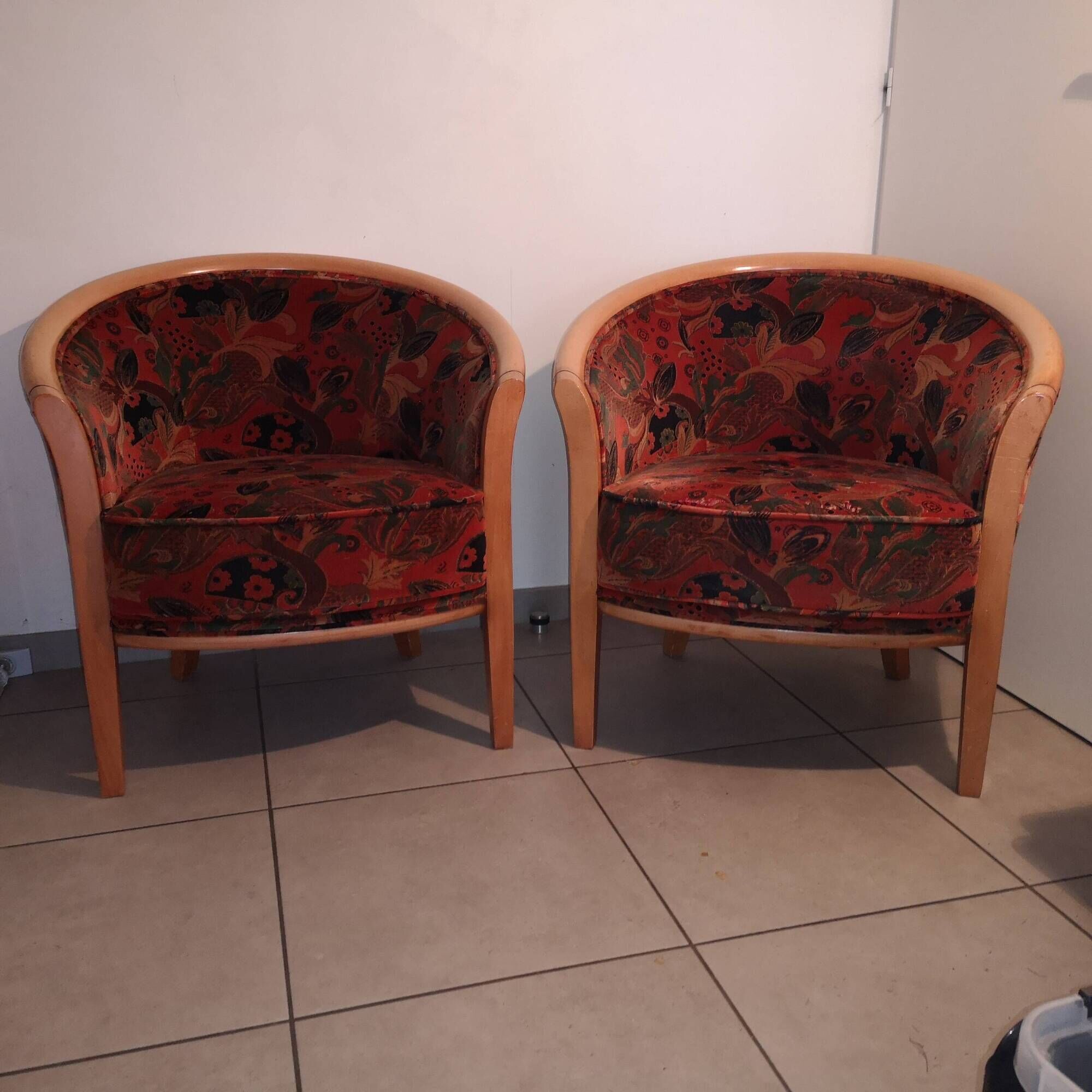 Pair of Neo-Art Deco gondola armchairs in vintage solid wood from the 1980s.