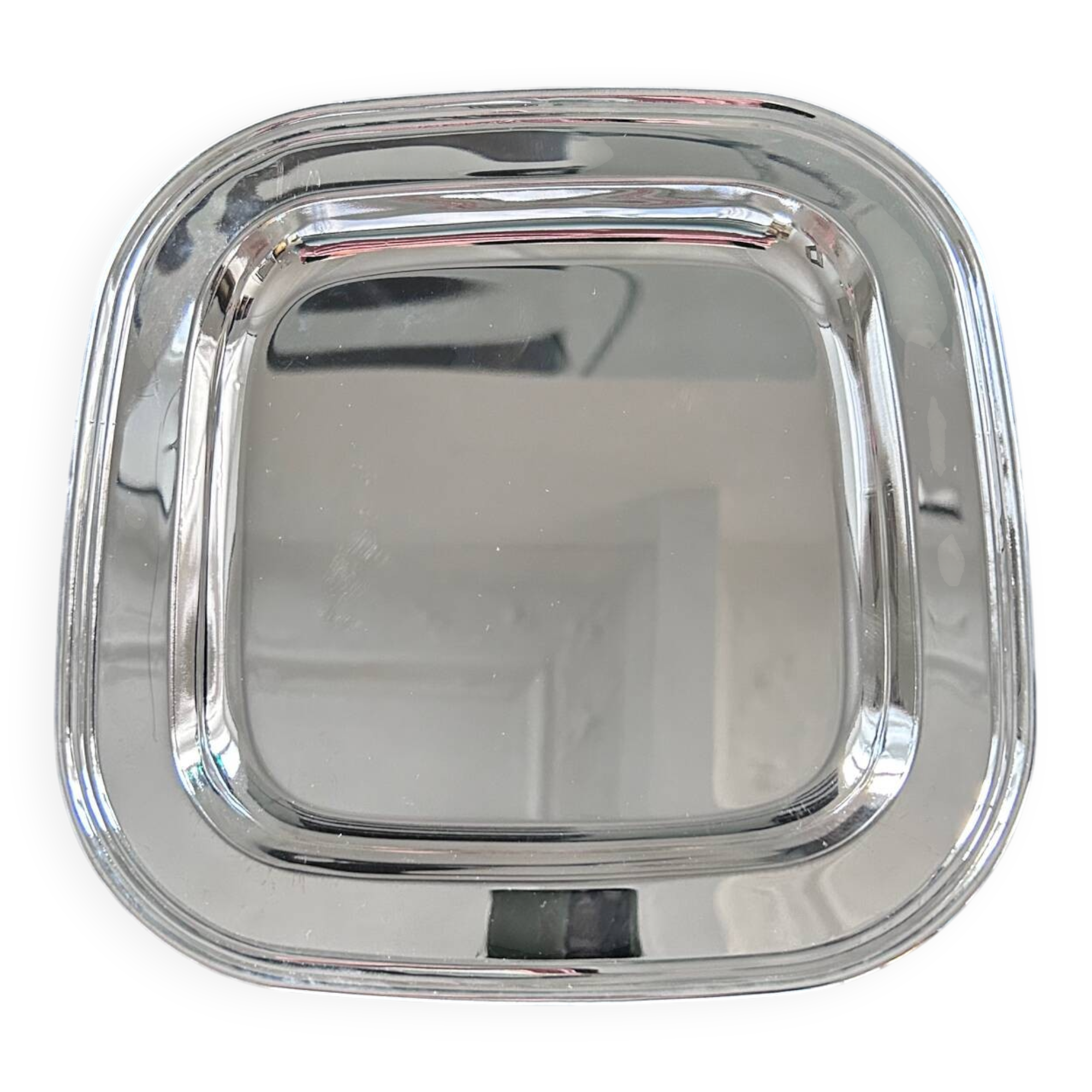 Plat en métal argenté