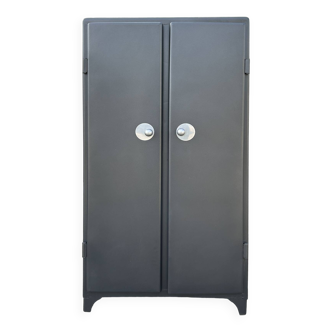 Metal kitchen cabinet, ball handles, 1950s
