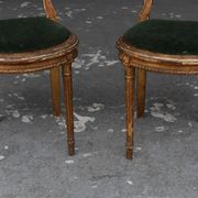 Paire de chaises de style Louis XVI
