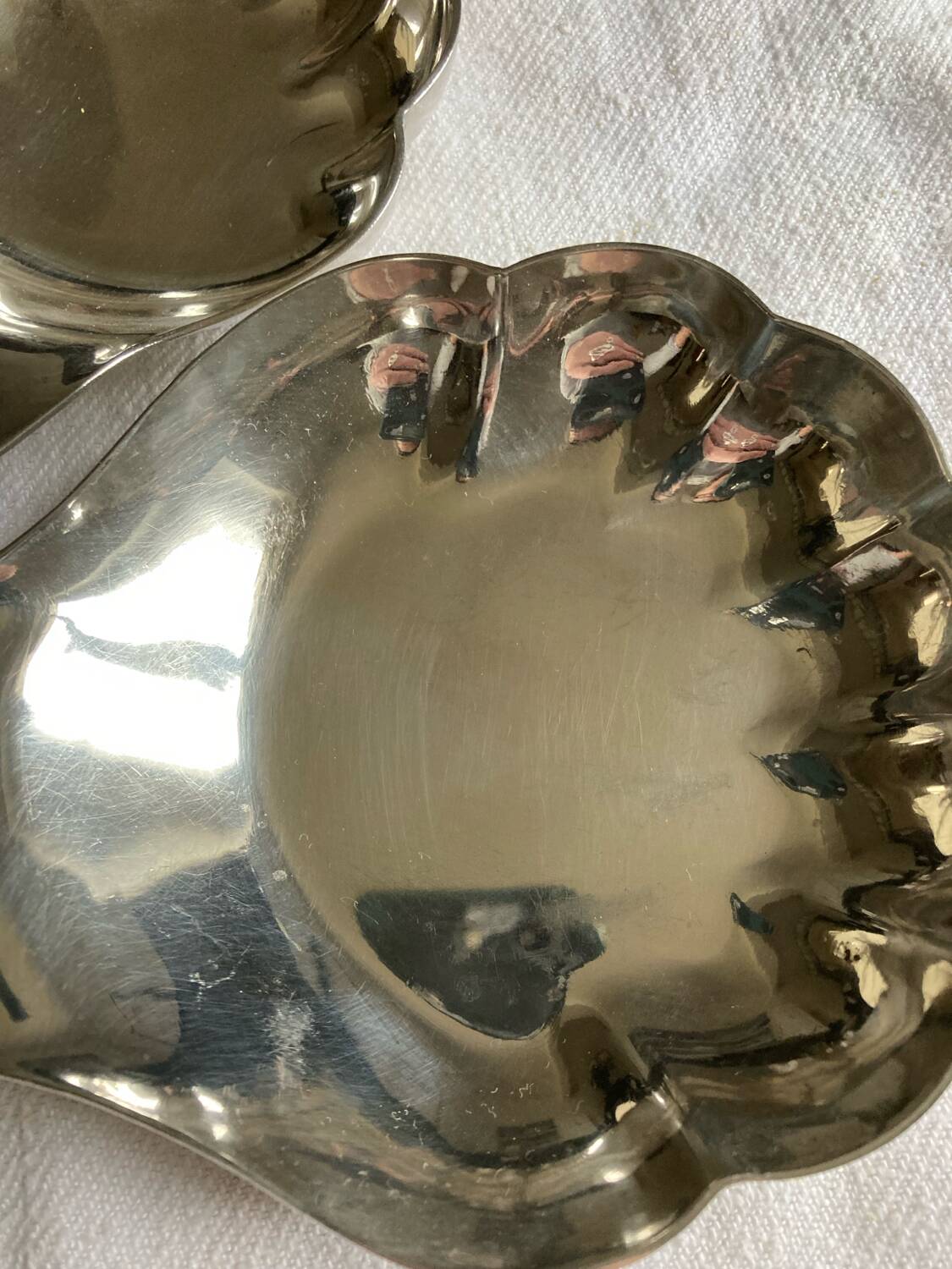 4 silver metal cups