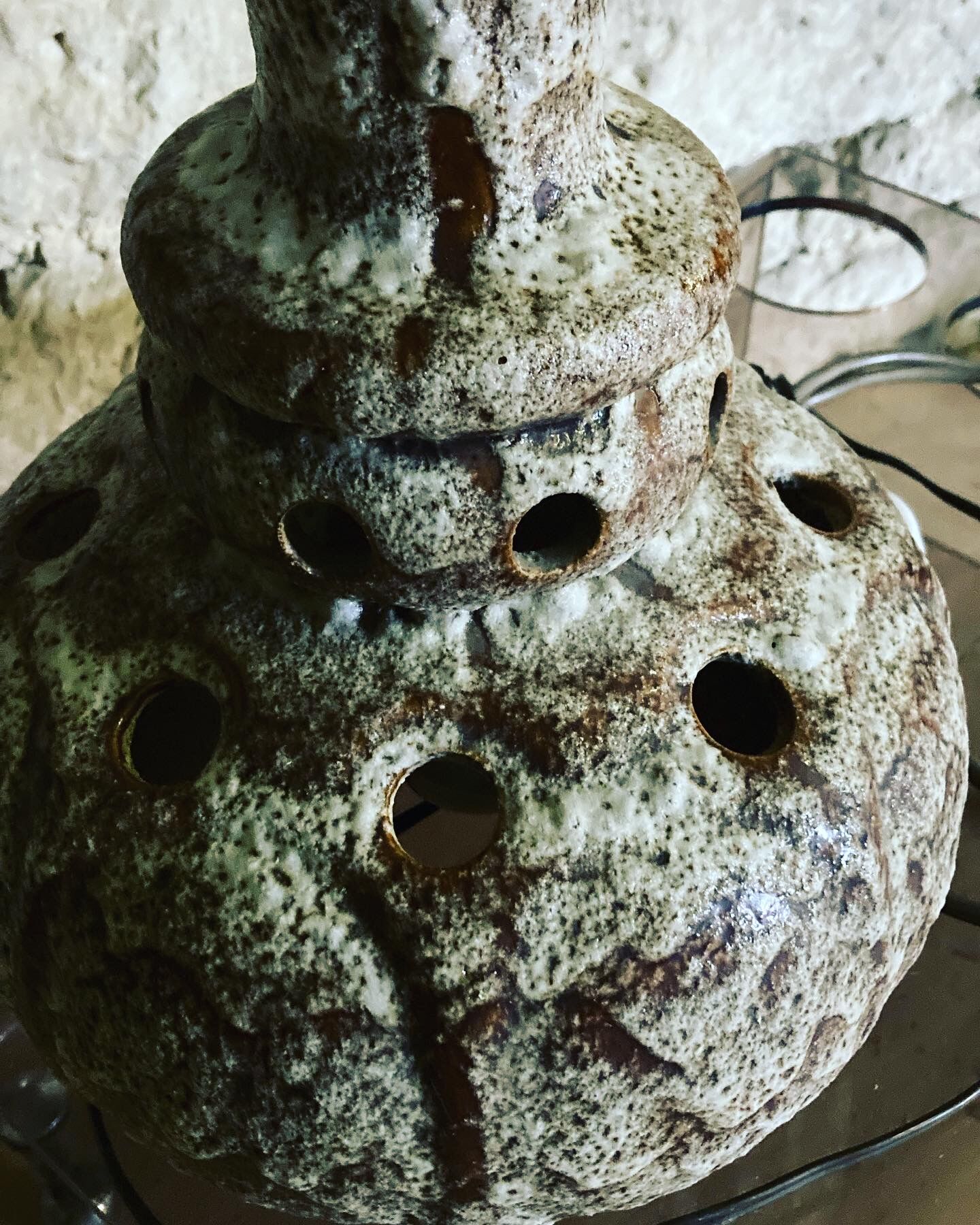 Table lamp