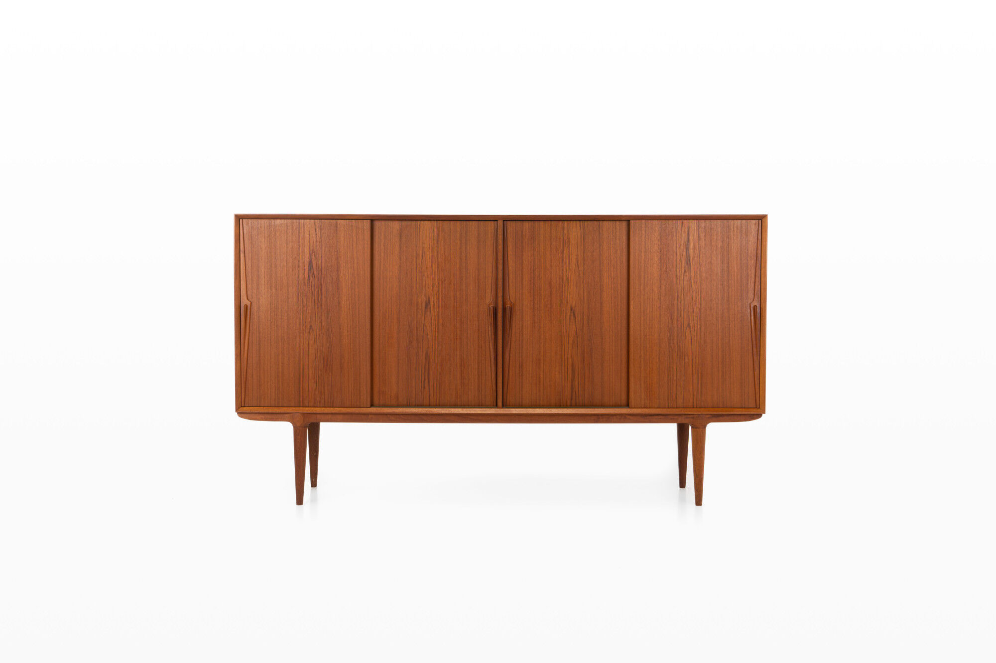 Enfilade modèle 19 en teck, Danemark, années 1960