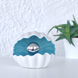 Ceramic shell lamp
