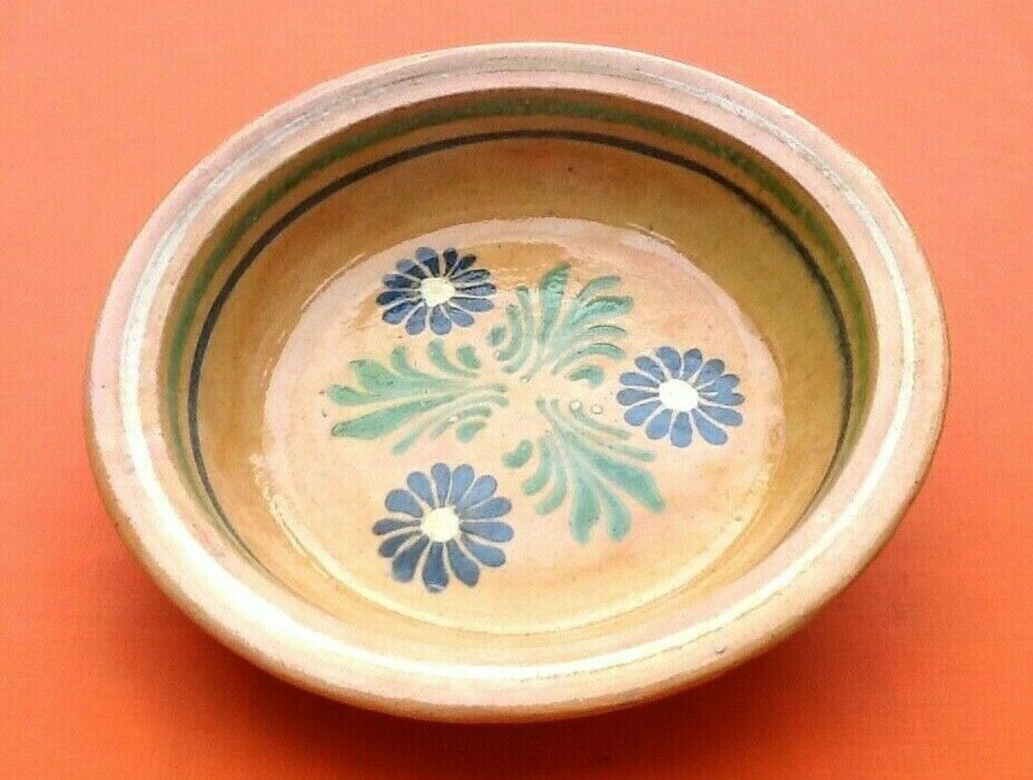 Alsatian pottery serving dish ref: 19 diameter: 315m weight: 1kg330