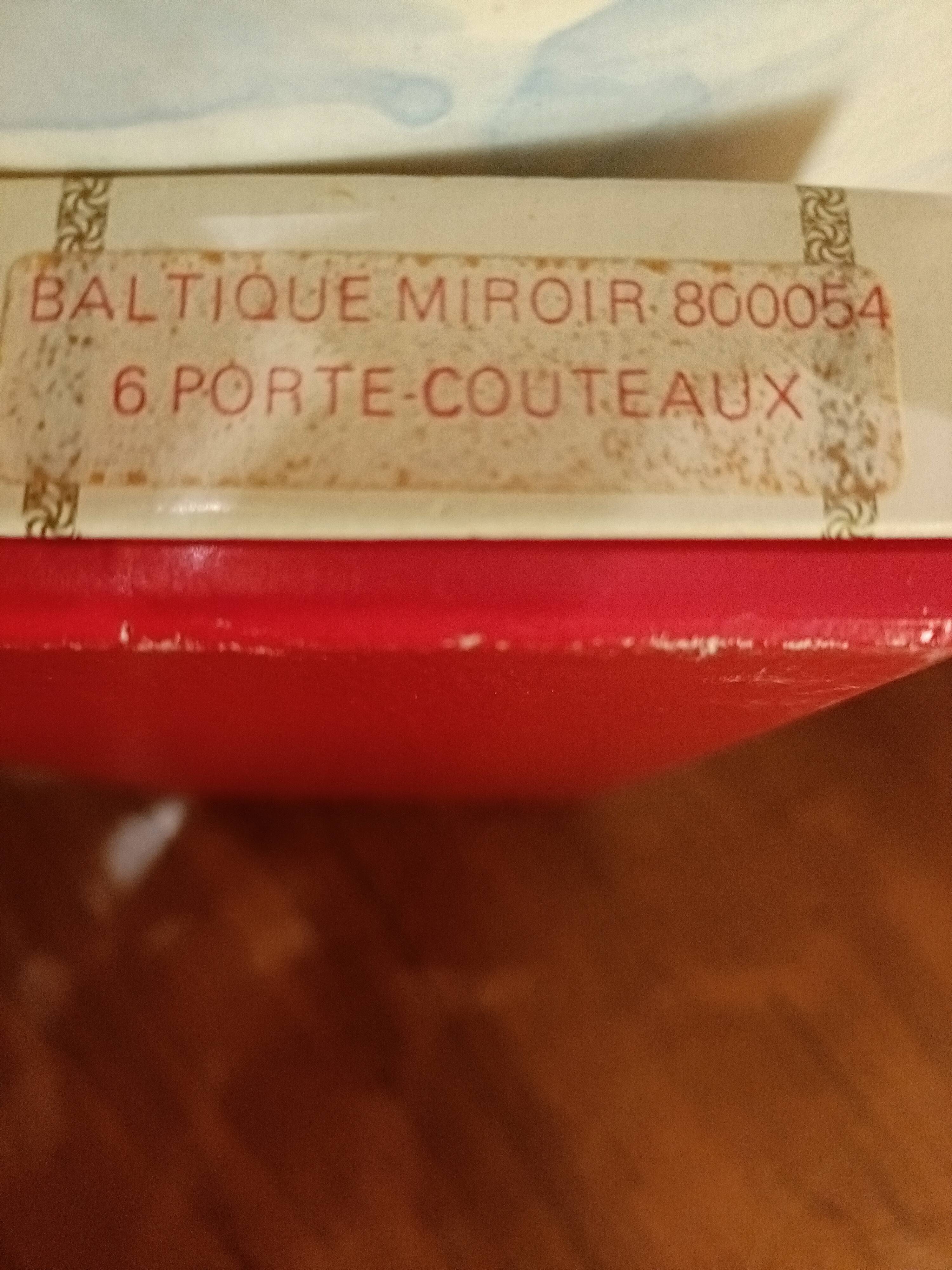 Six Letang and Rémy stainless steel knife holders