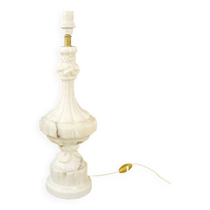 Pied de lampe en albâtre,