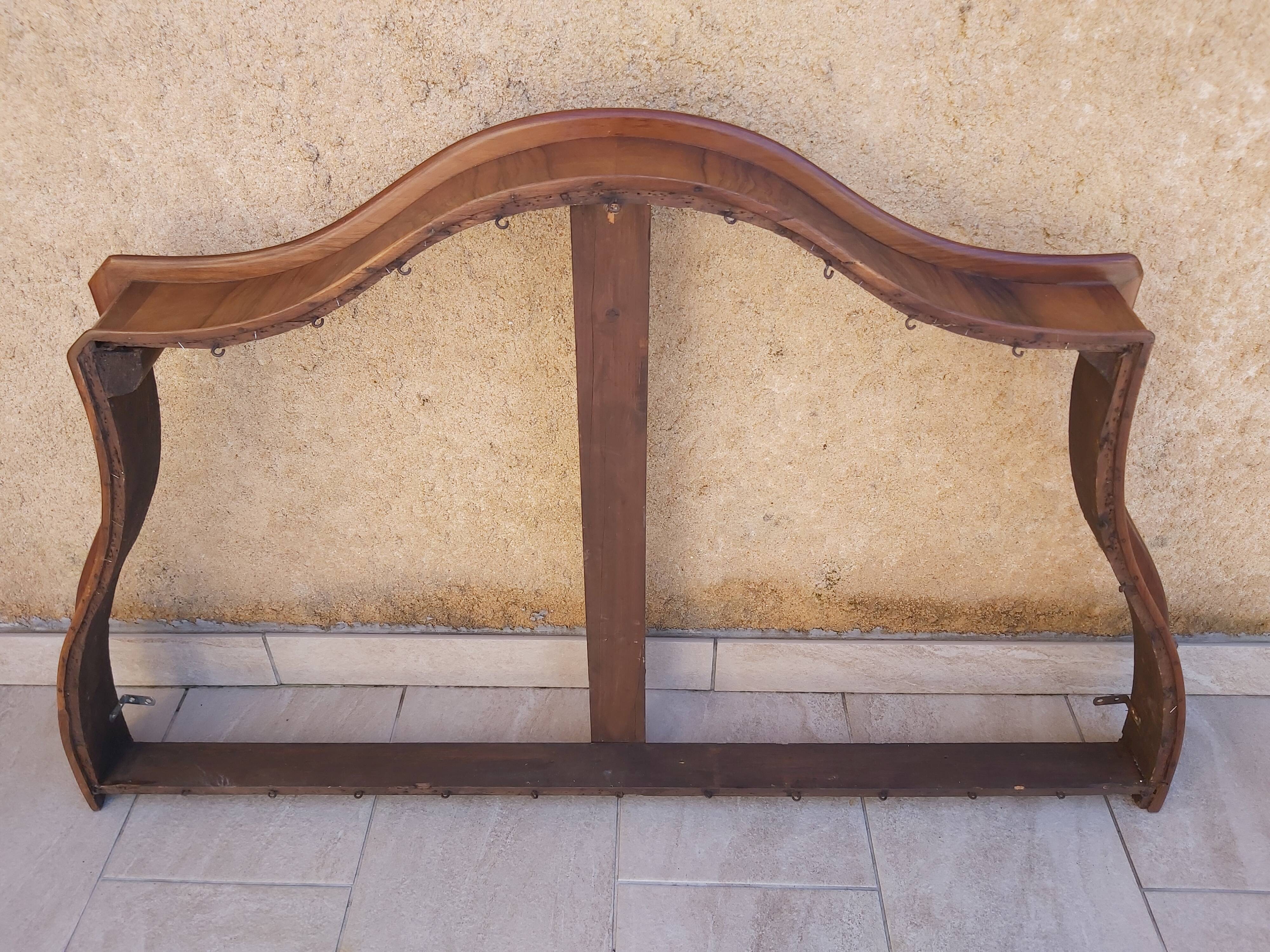 Louis Philippe bed sky in walnut