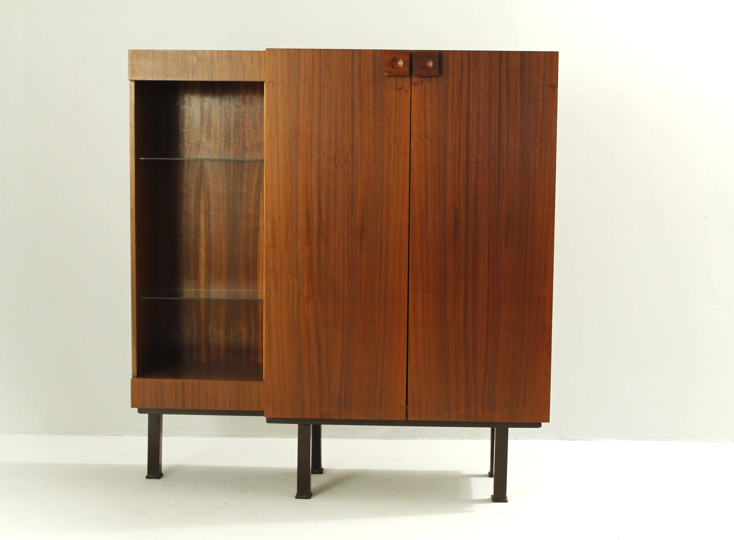 1970s Mahogany dresser with bookcase