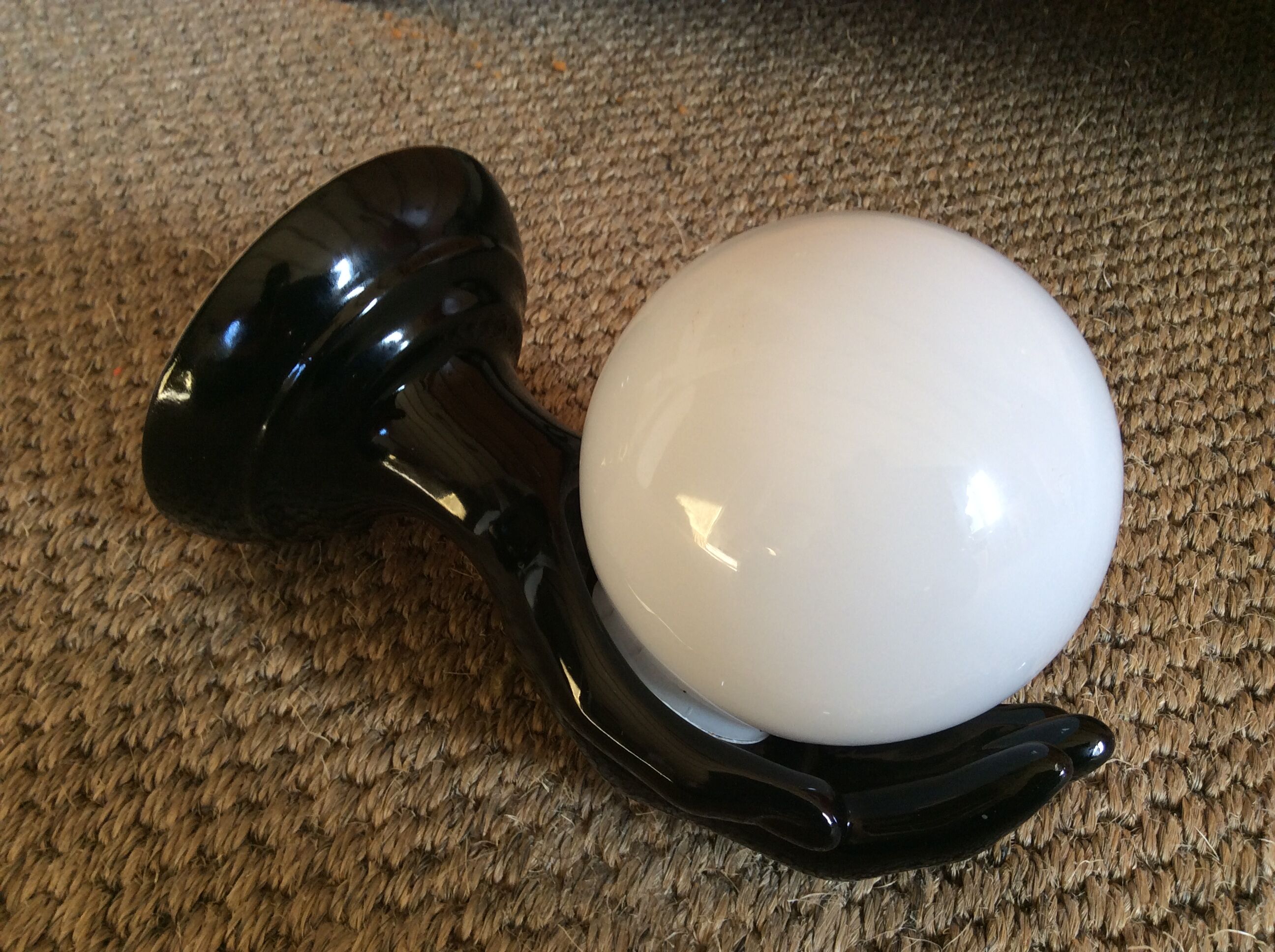 Hand wall lamp