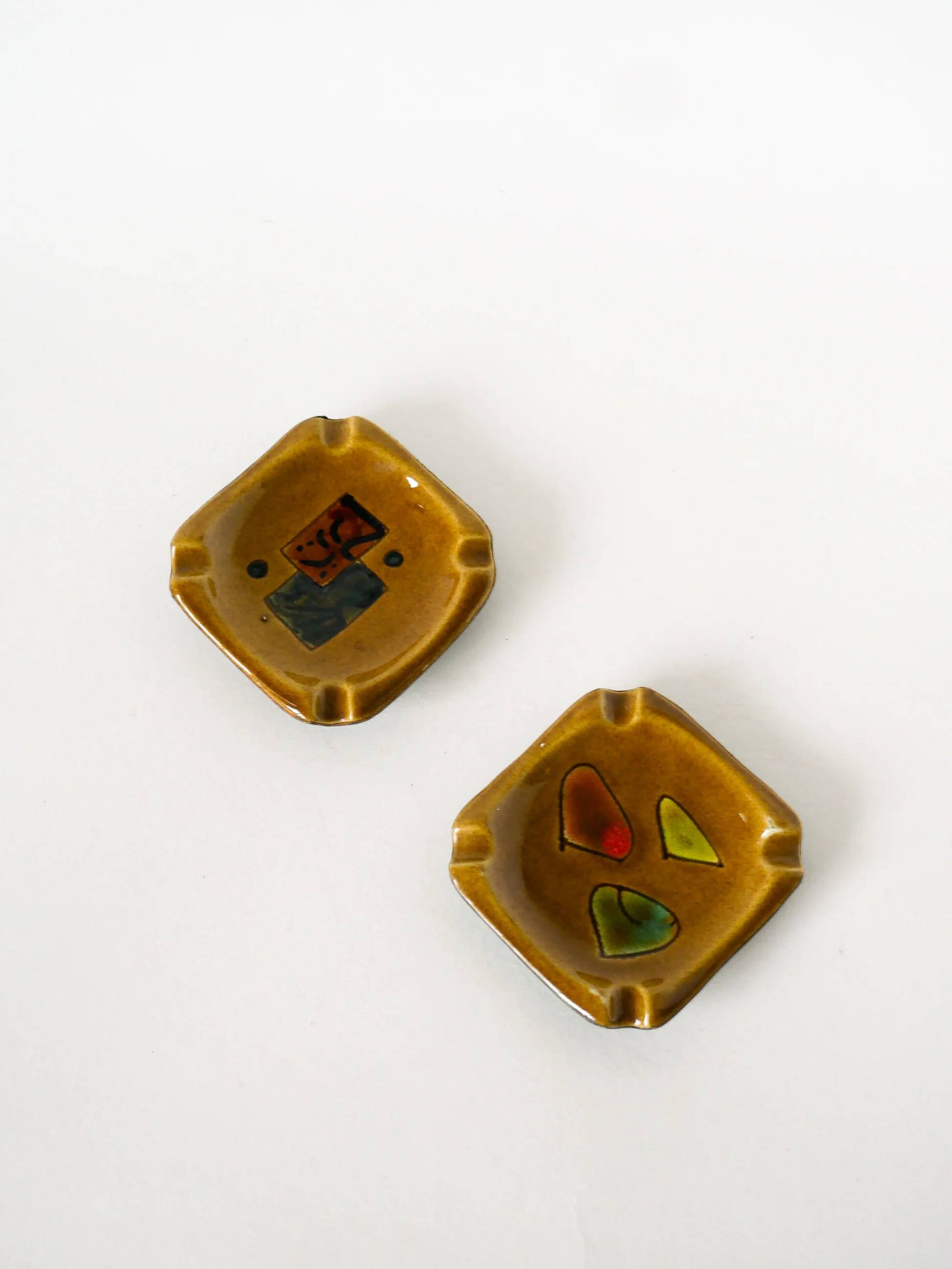 Ceramic and green leather ashtray, abstract patterns, black and brown, design, 1960.