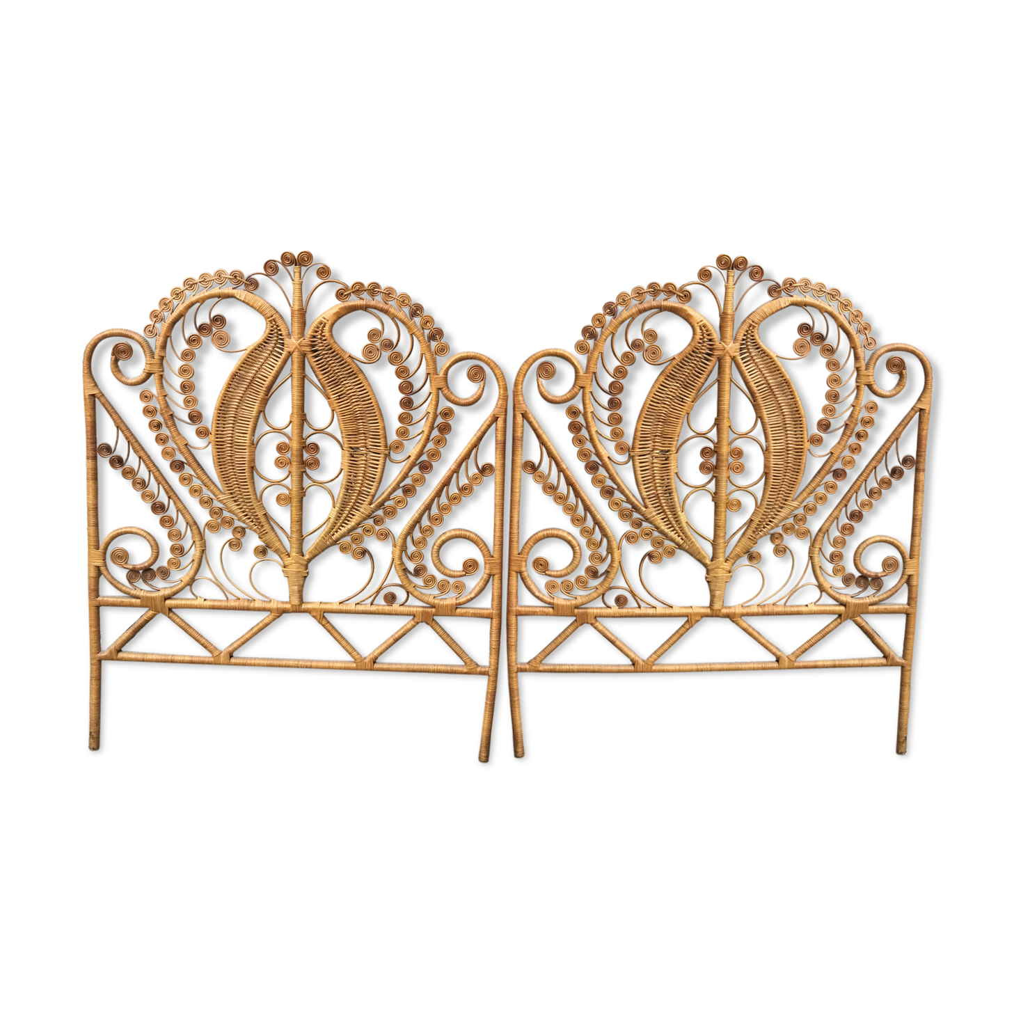 Paire de têtes de lit en rotin peacock