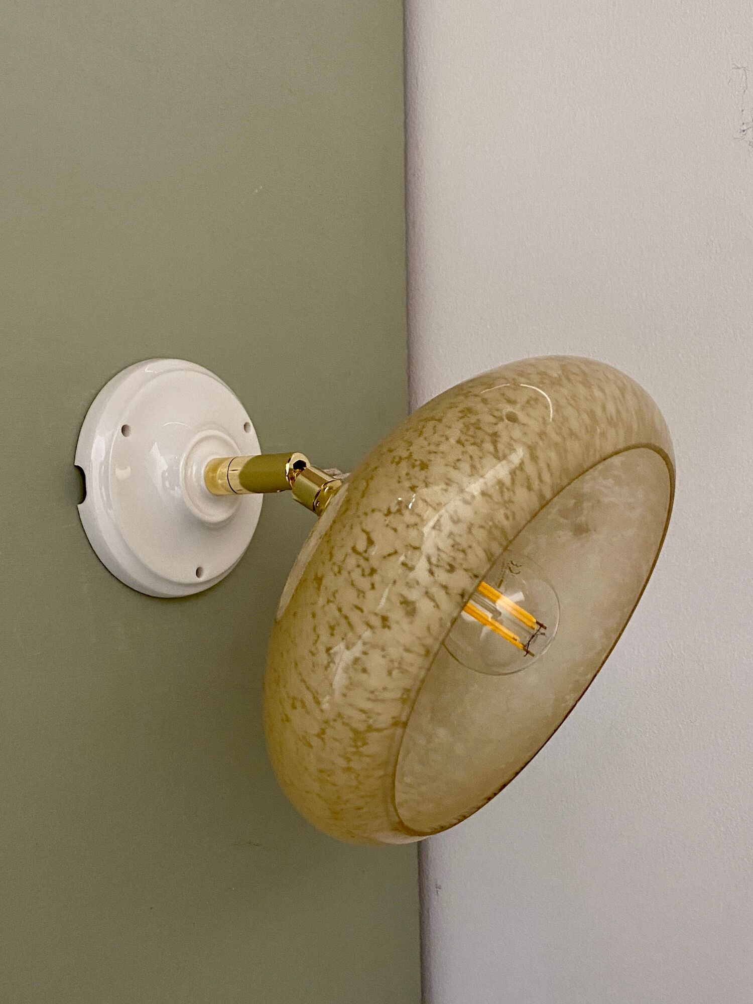 Vintage lampshade in Clichy glass pale yellow