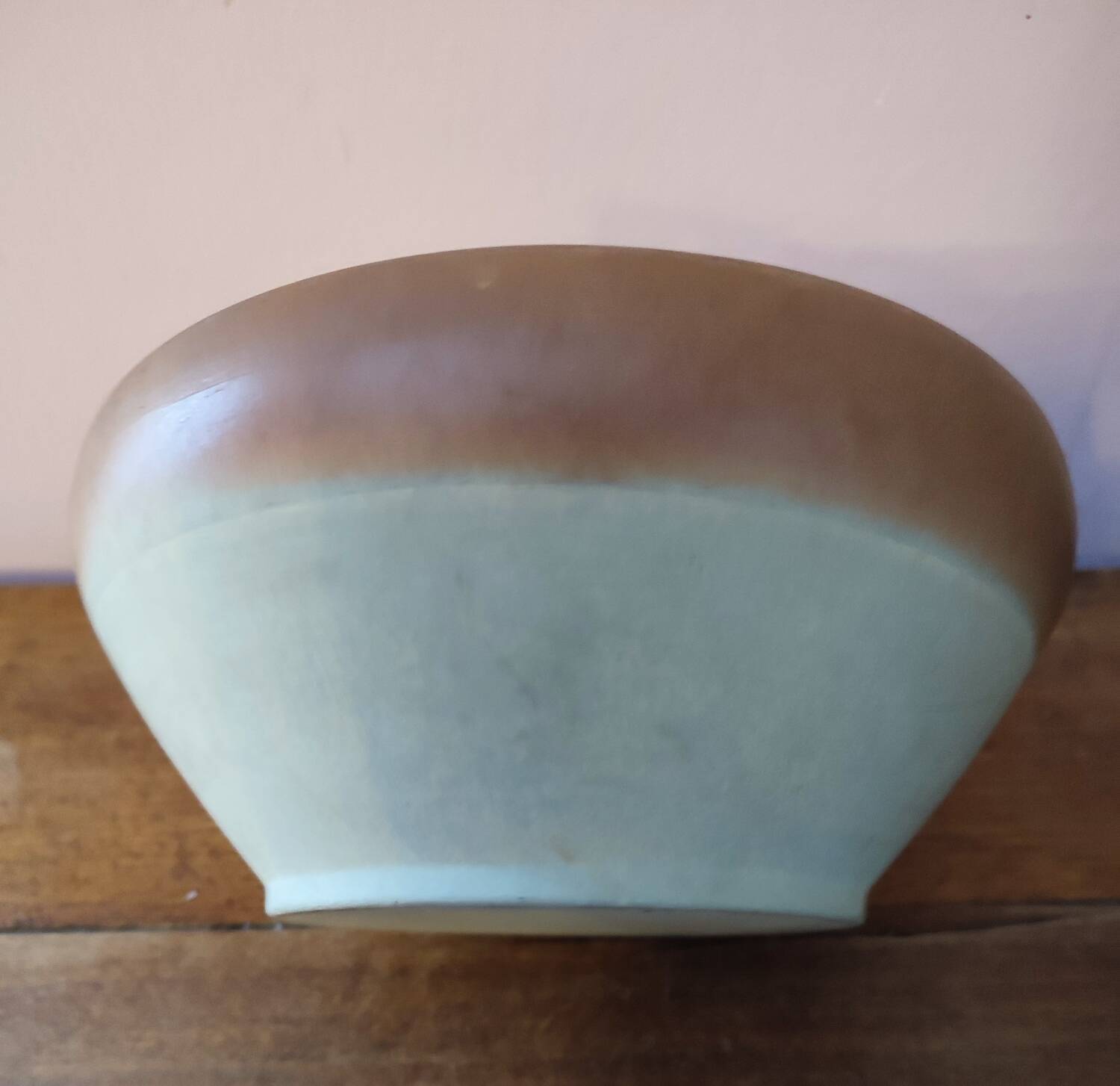 Stoneware salad bowl