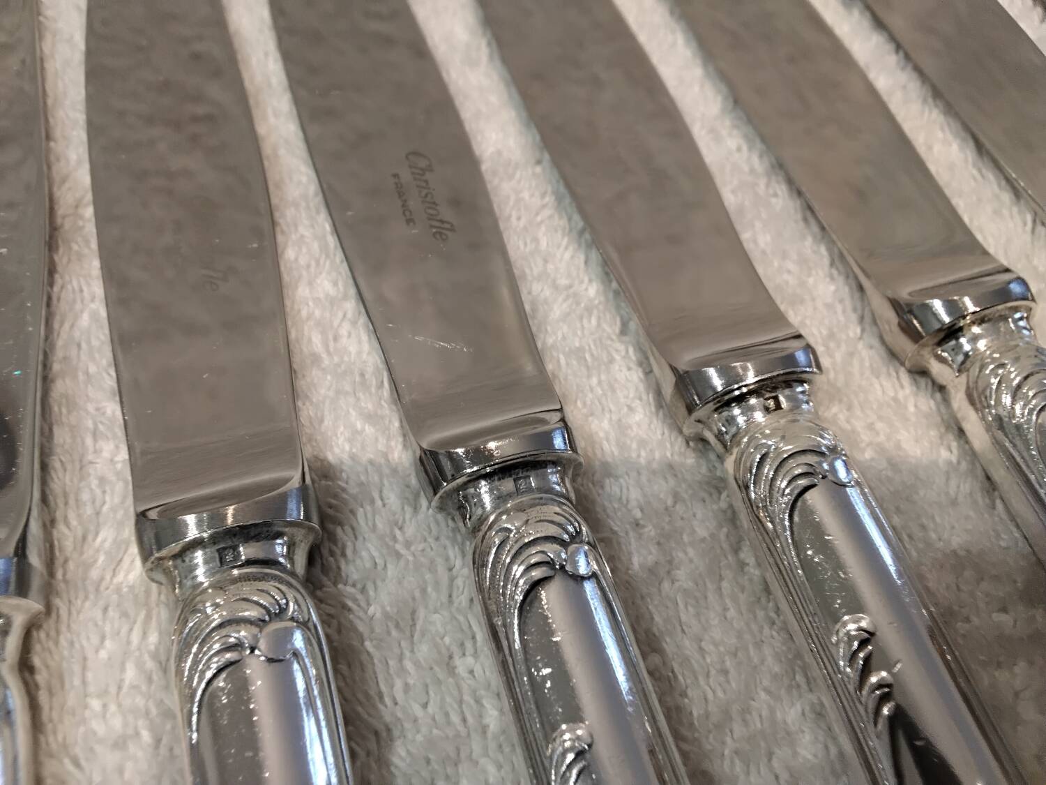 12 silver plated table knives, Christofle goldsmith, Marly model