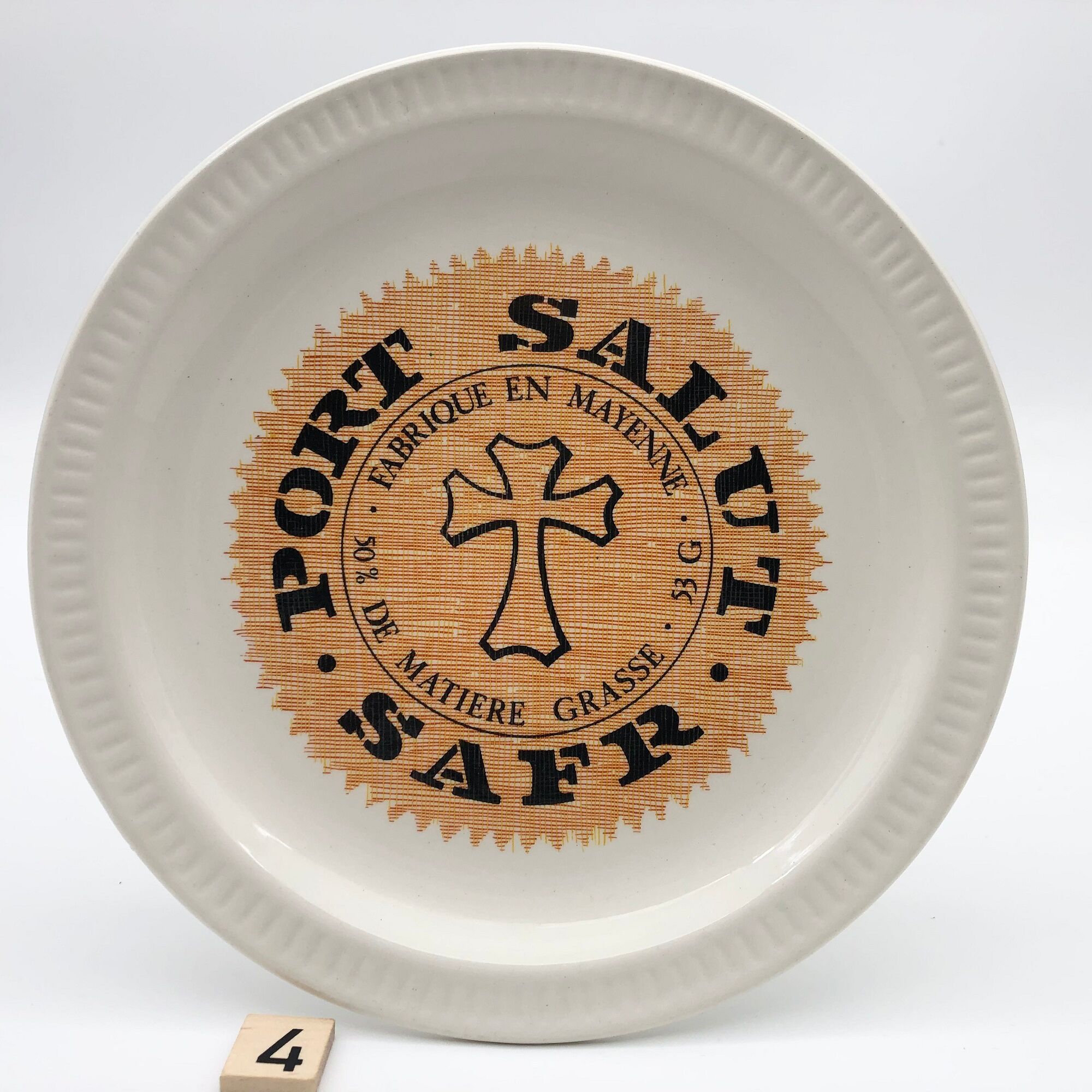 6 cheese plates "Faïence de St-Amand"