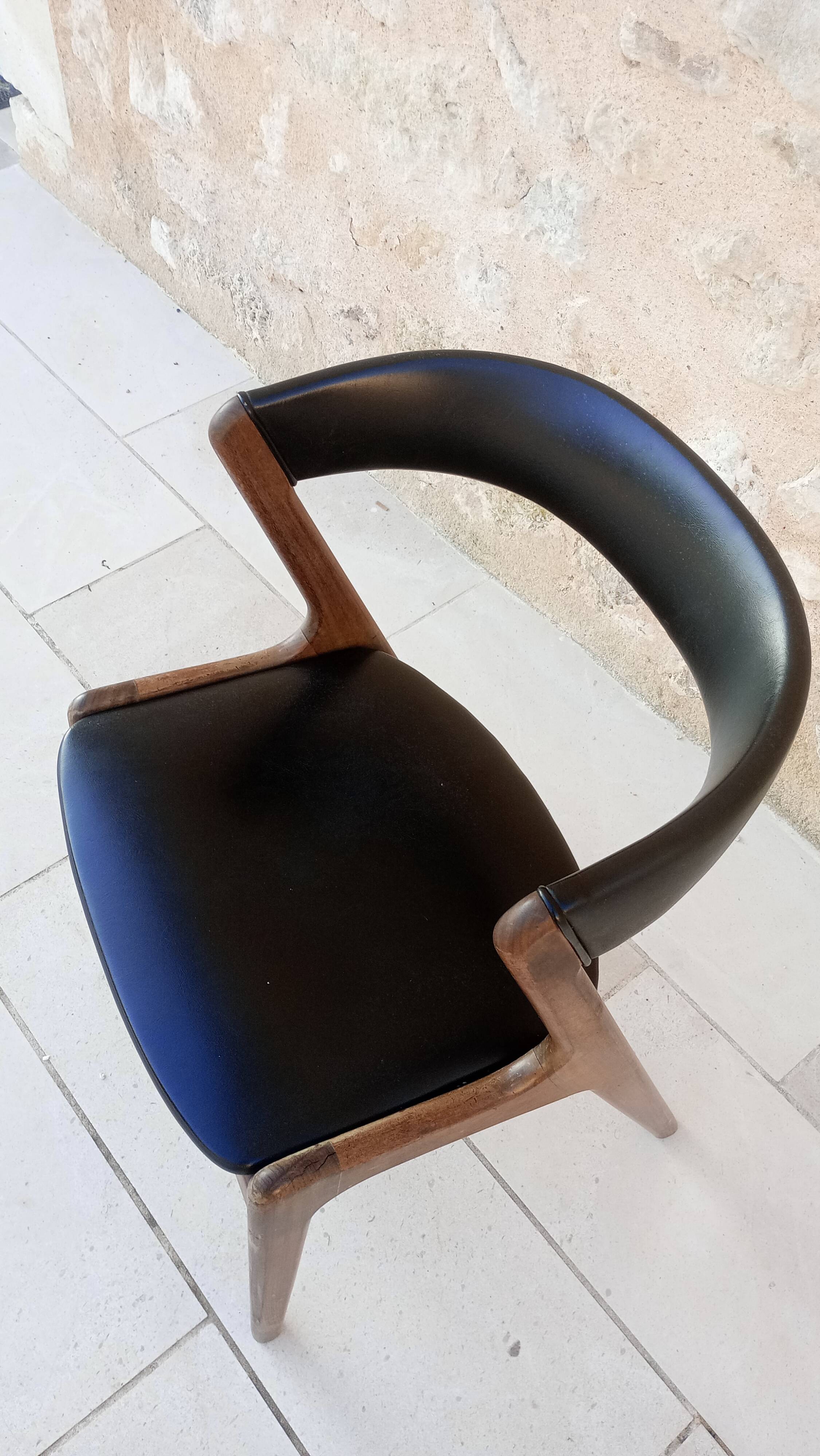 Scandinavian chair