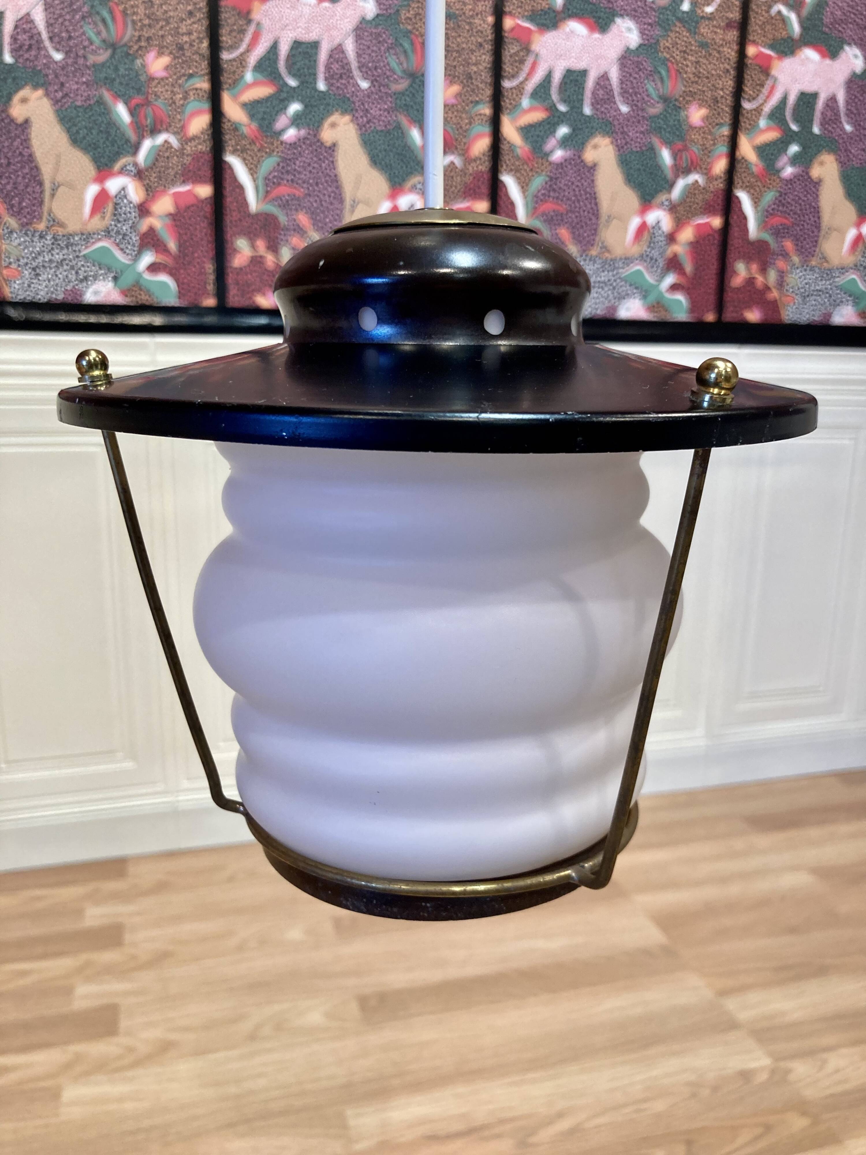 Suspension opaline scandinavian design 1950.
