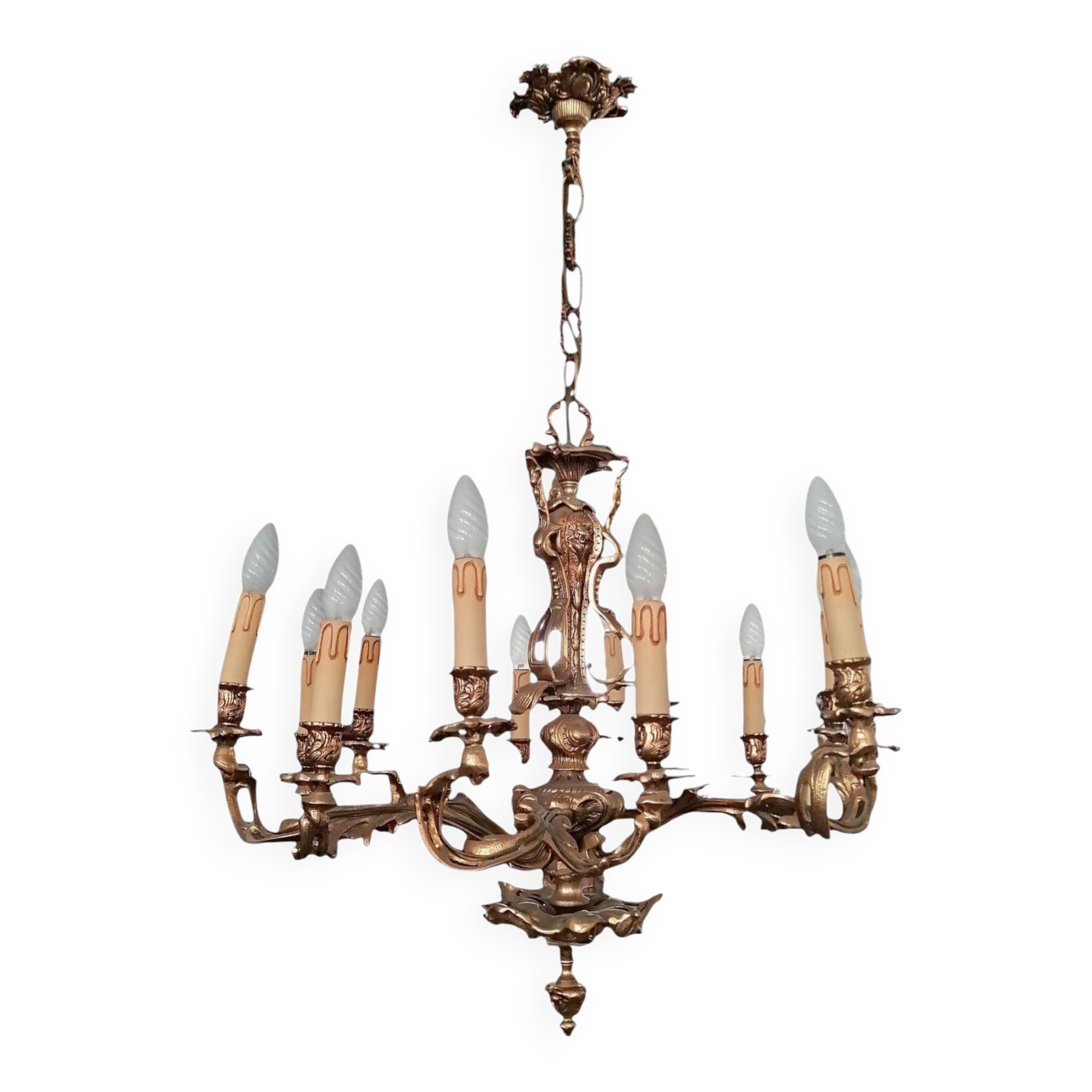 Lampadario in bronzo a 12 luci in stile Luigi XVI