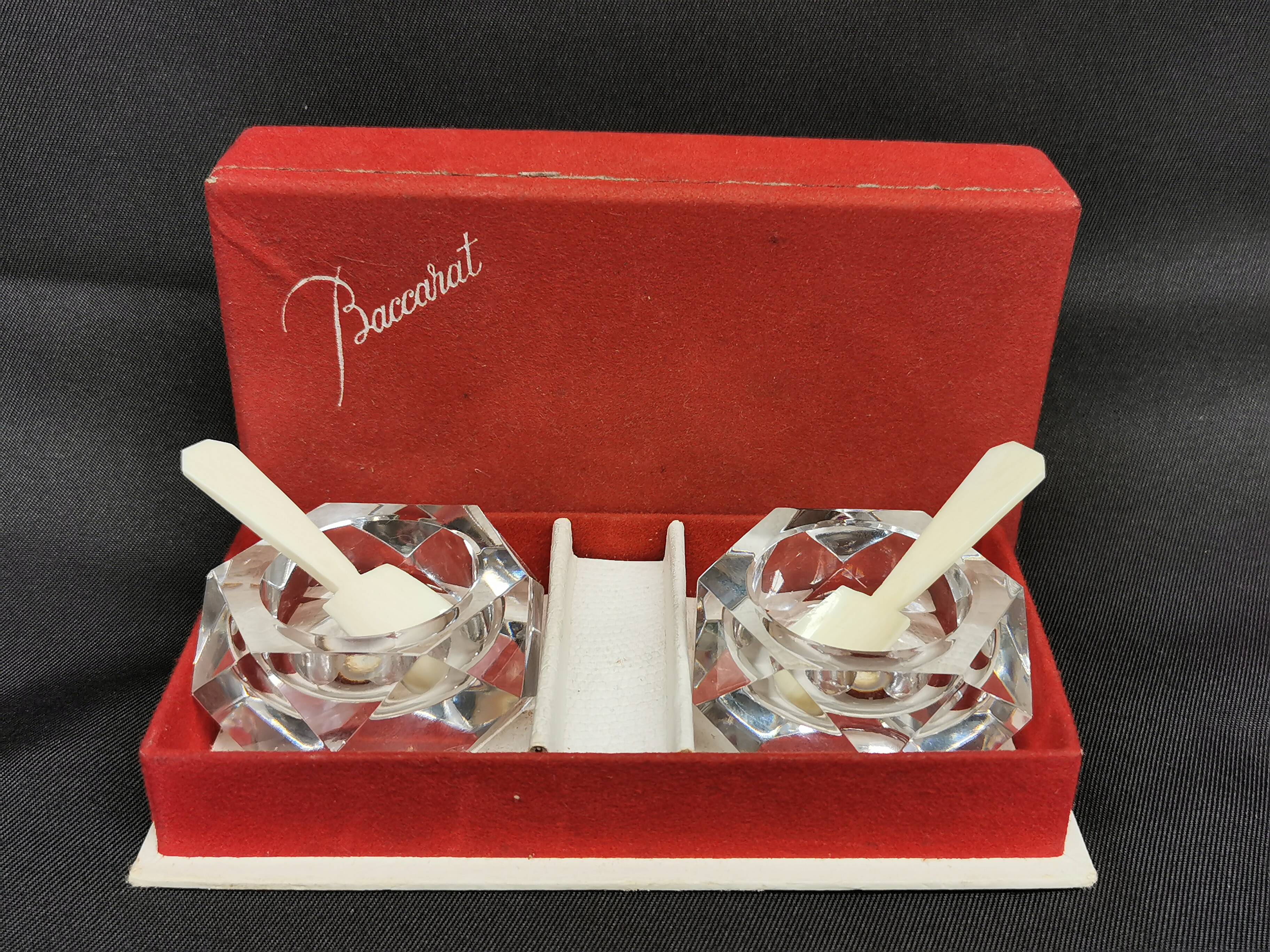 BACCARAT - Paire de Salerons en Cristal