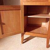 Furniture showcase compass feet