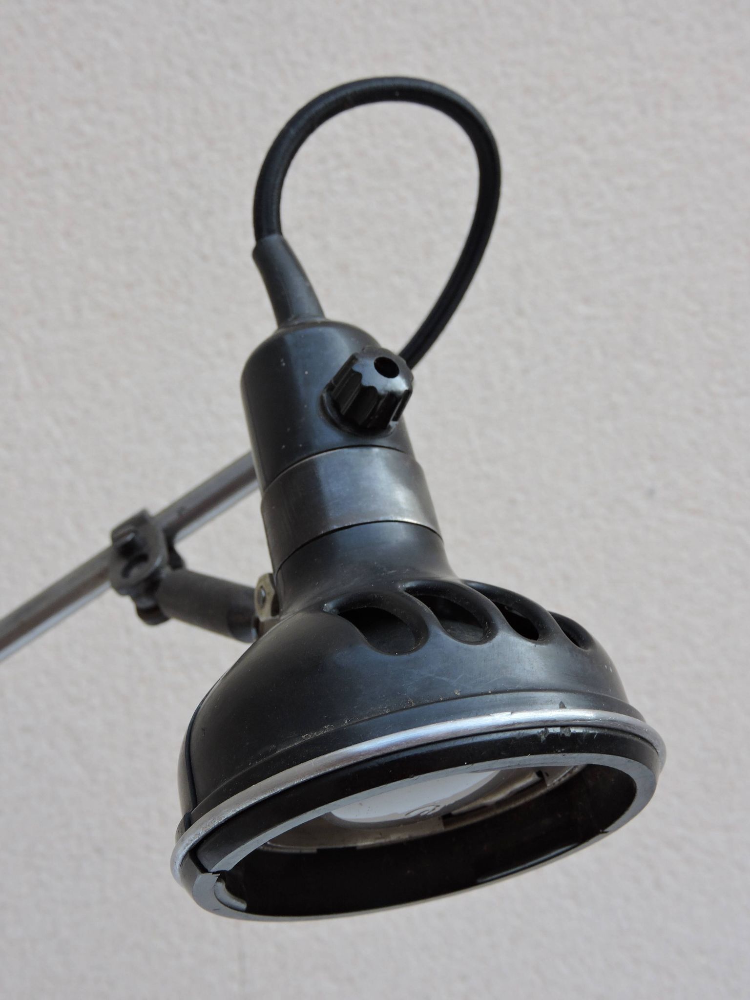 Lampe atelier Singer articulée de machine a coudre industrielle vers 1930