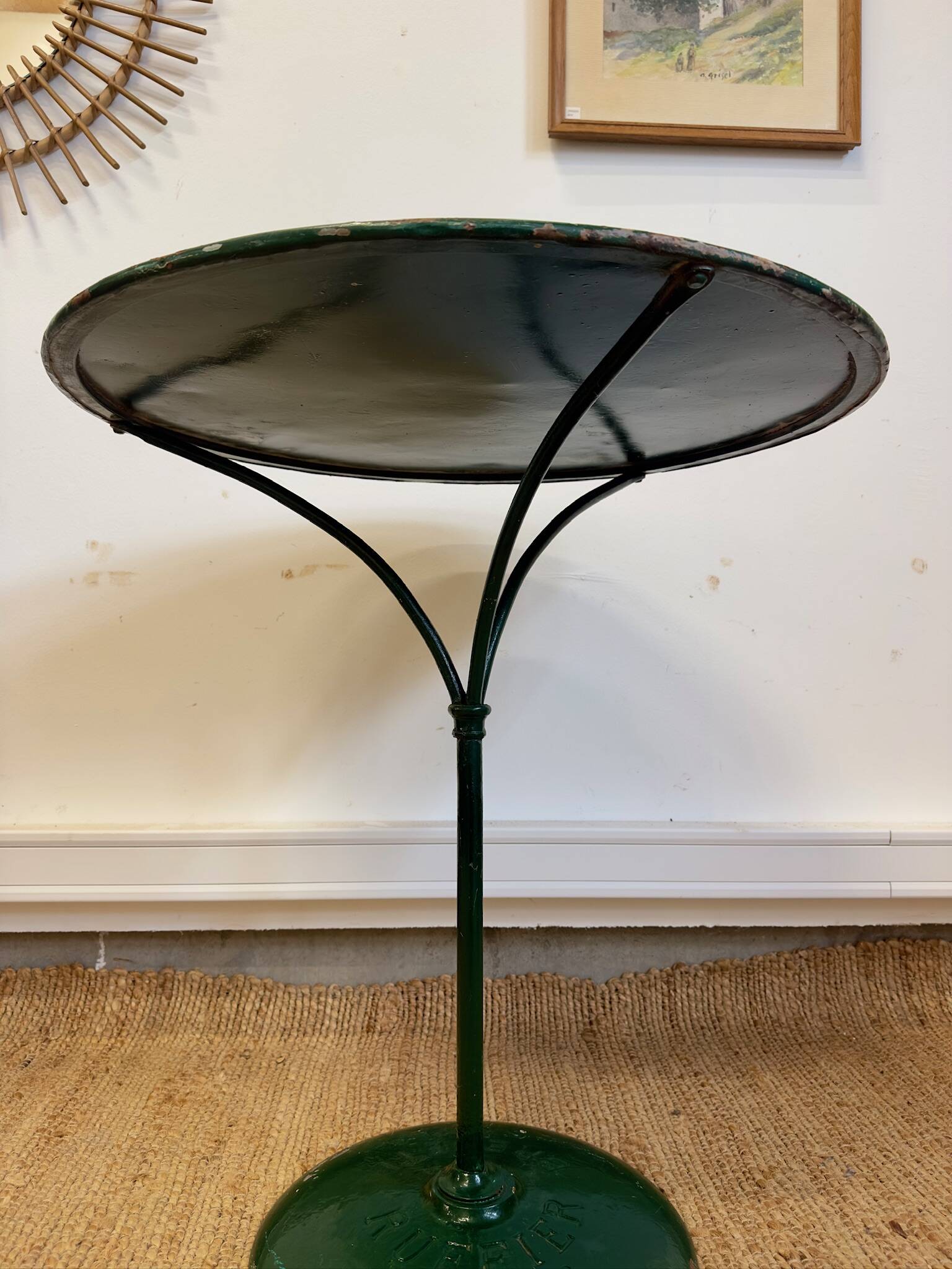 Old metal bistro table - Ruffier Grenoble – enamel paint