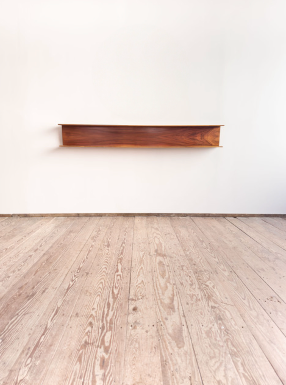 Étagère murale en noyer par Wilhelm Renz pour Walter Wirz, années 1960