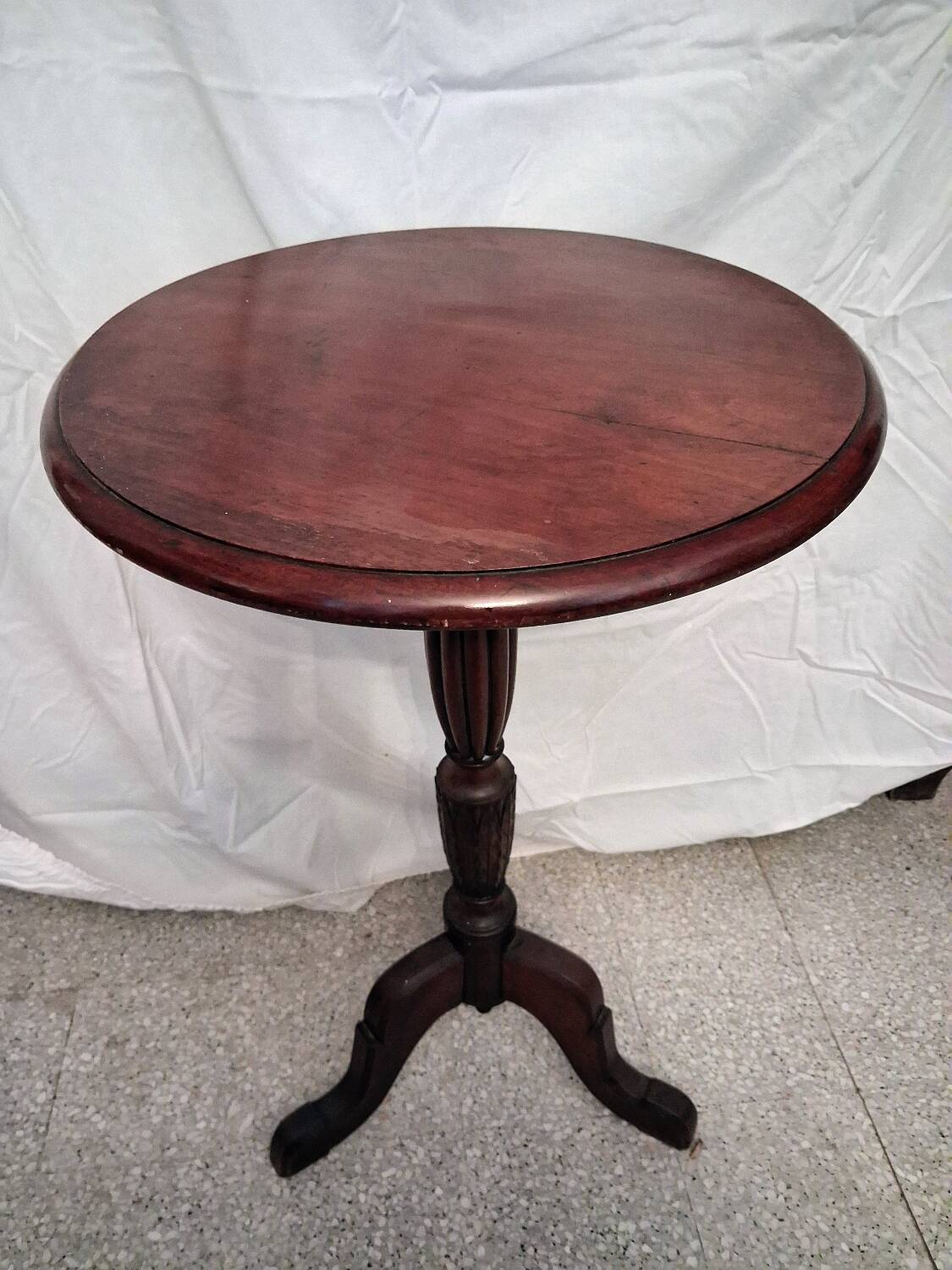 Mahogany gueridon