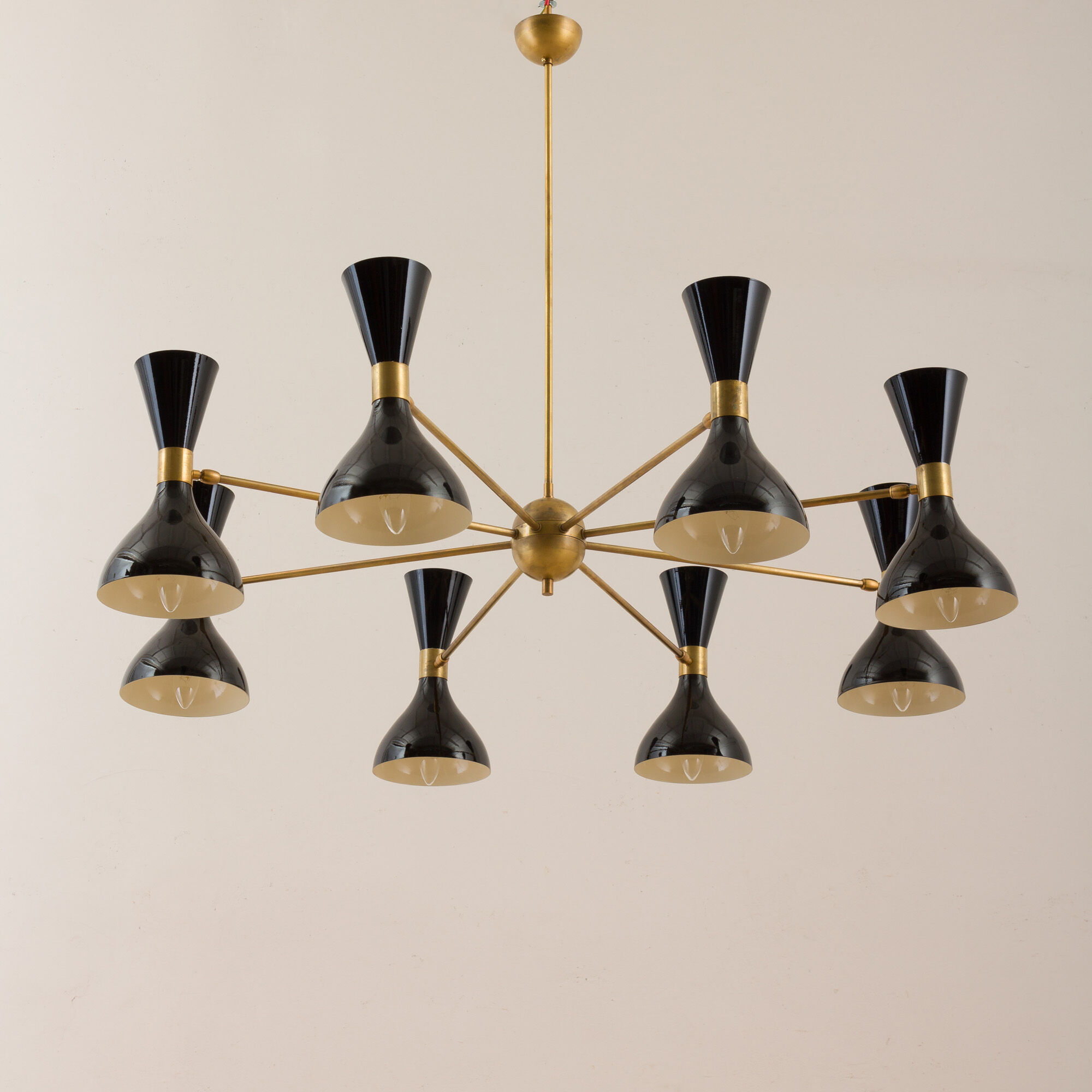 8 arms Italian chandelier with diabolo shades in Stilnovo style