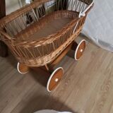 Wicker cradle
