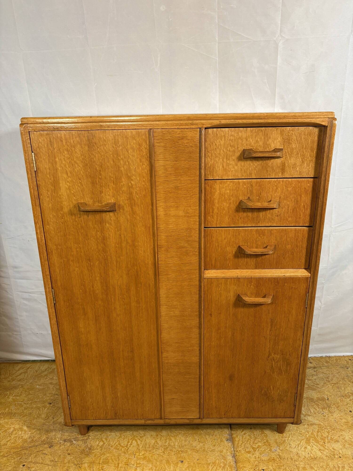 Mid-Century Retro Vintage Oak Compactum Gentleman’s Wardrobe by G Plan E. G