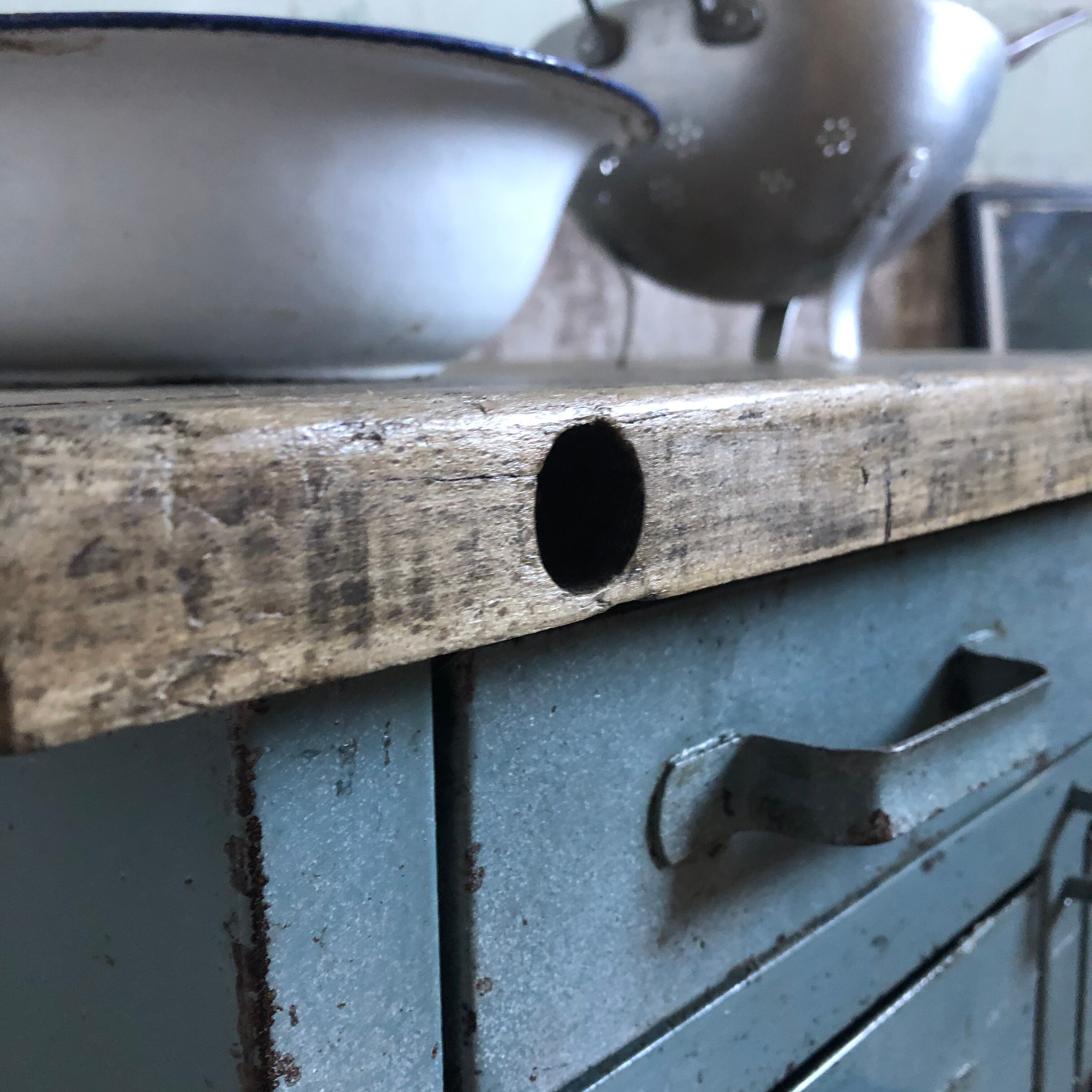 Workshop furniture with drawers, metal and wood