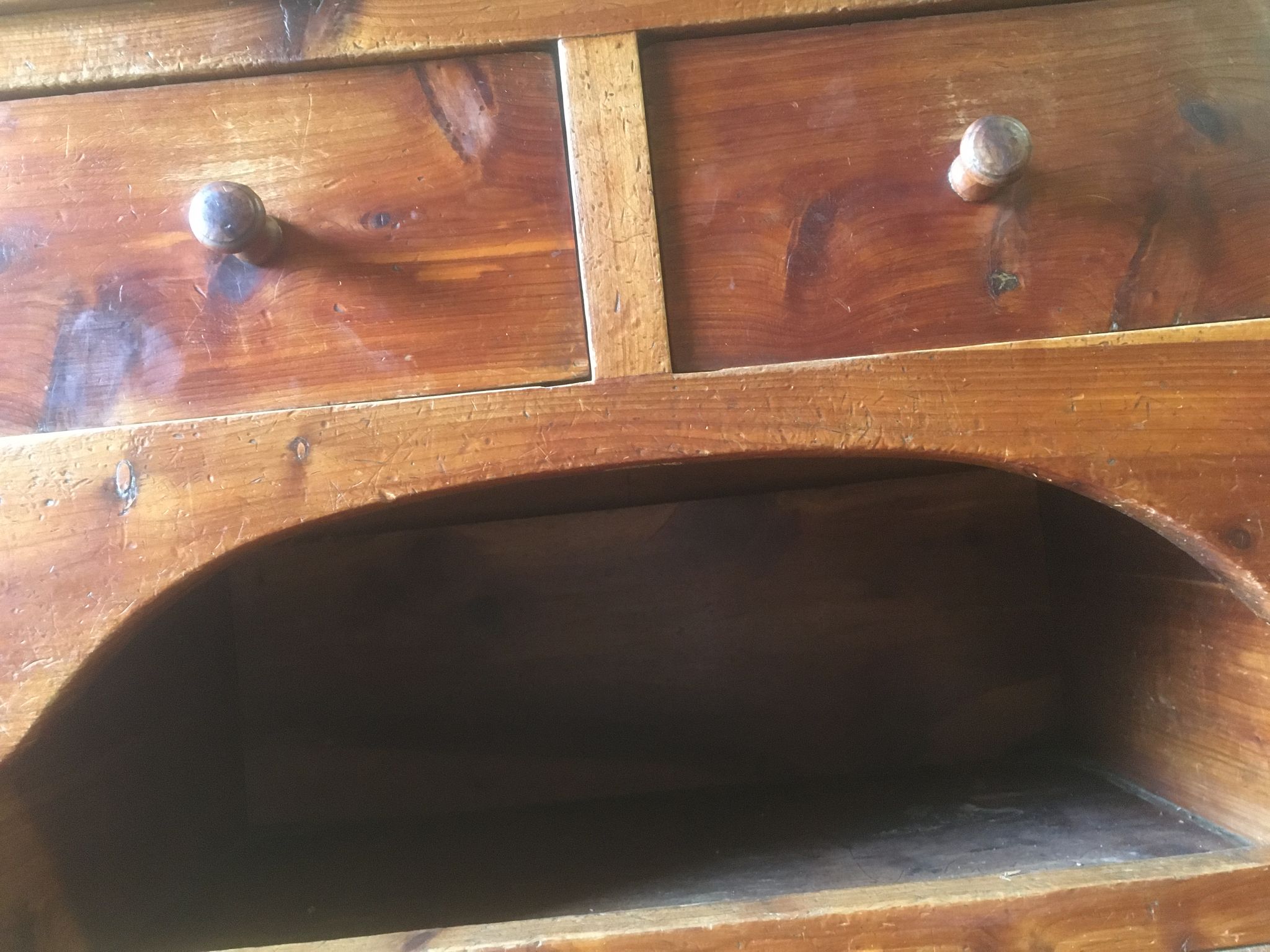 Bureau à gradins en pitchpin