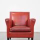 Fauteuil peint en rouge en cuir de mouton