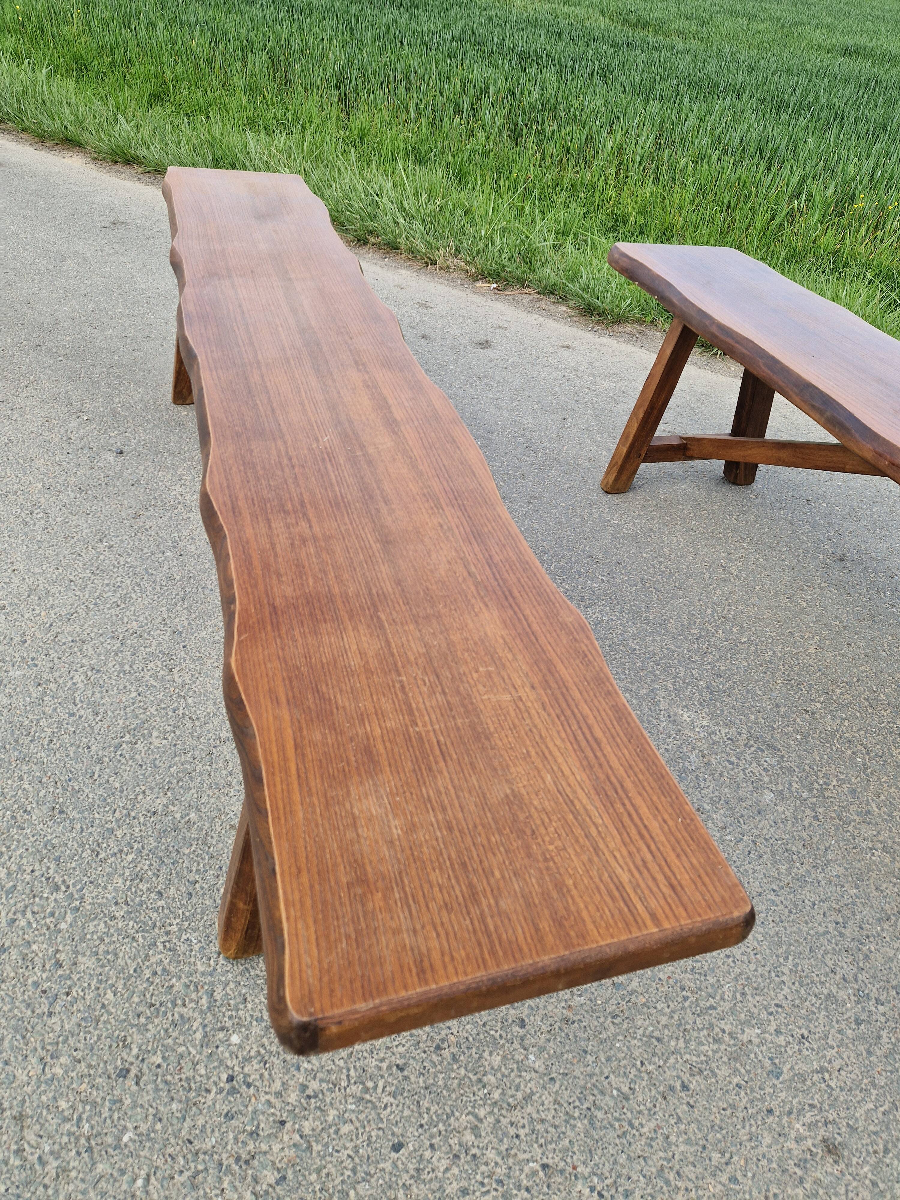 Lot de 2 bancs en orme massif par Aranjou
