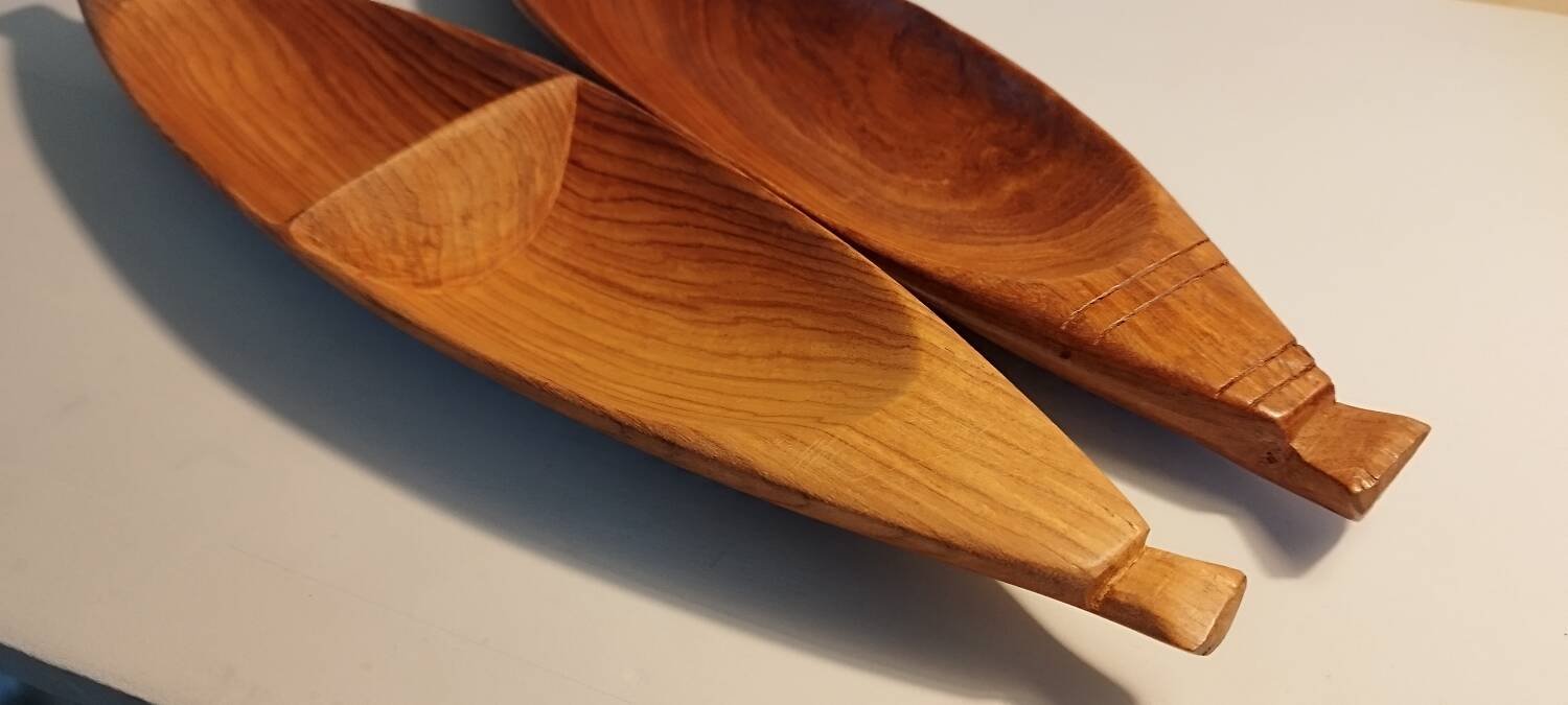 Pair of wooden appetizer dishes