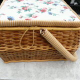Wicker and scoubidou sewing box