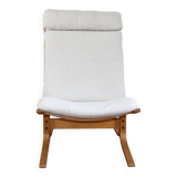 Pair of vintage Scandinavian lounge chairs and Relling ottoman, Sie model