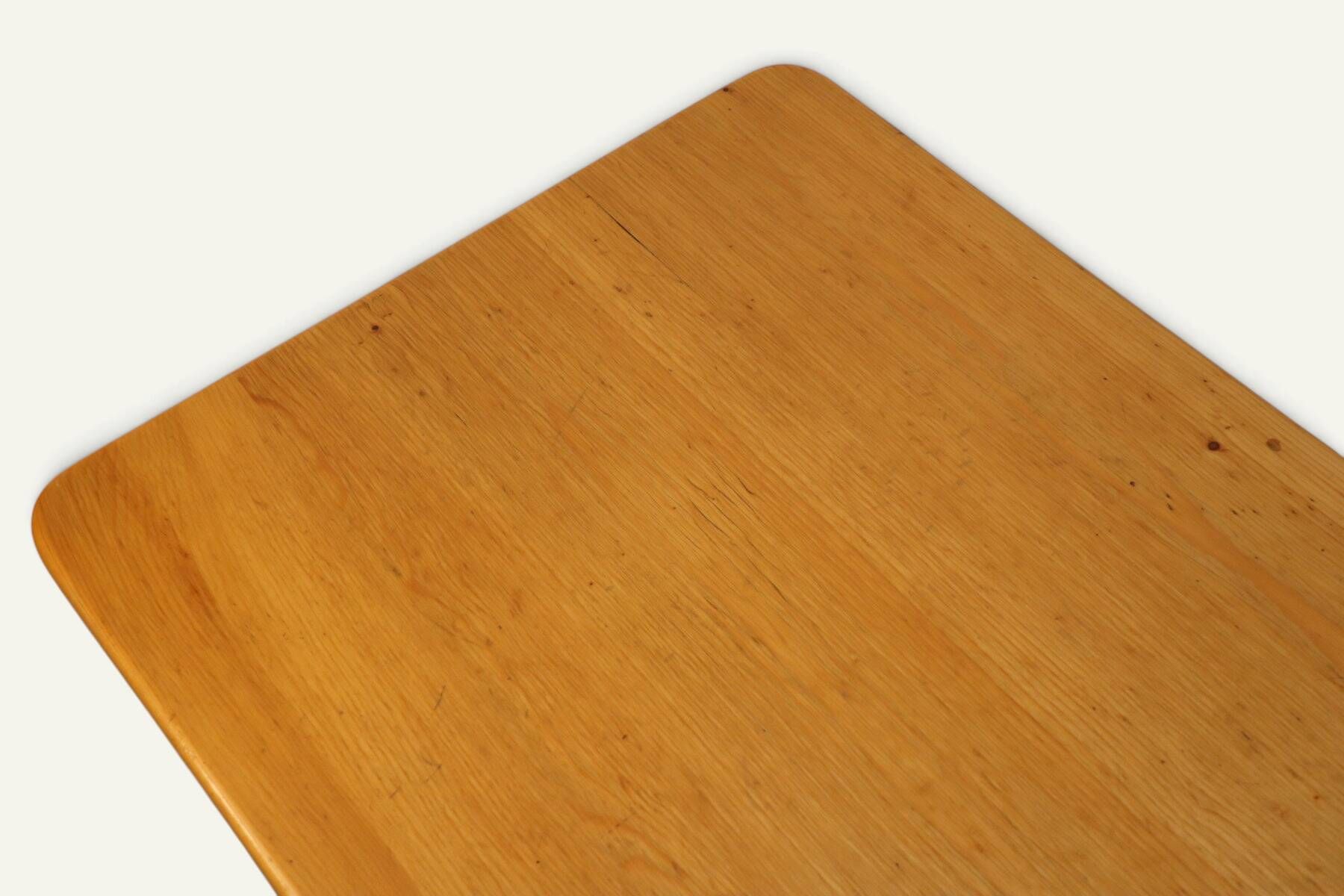 Table René Martin en pin massif moderniste, 1960