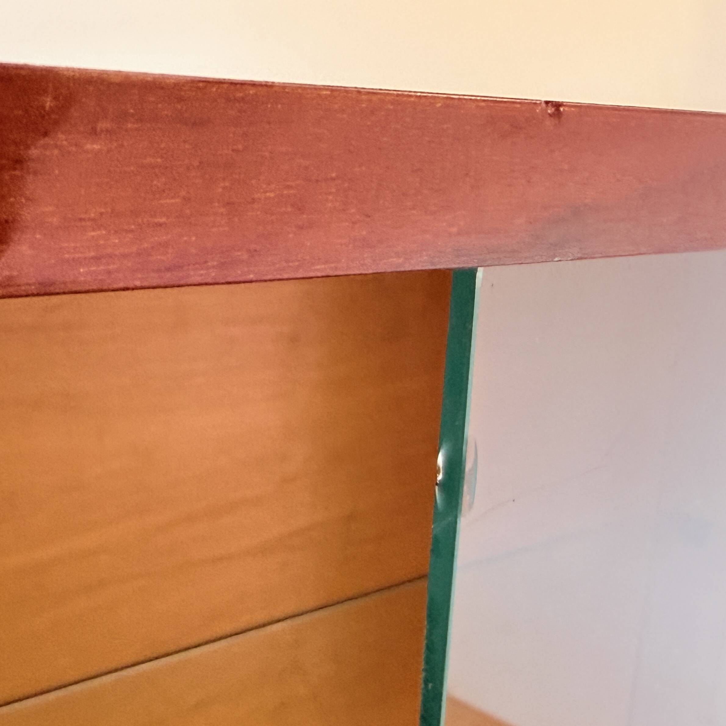 Playful high-gloss highboard with display cabinet